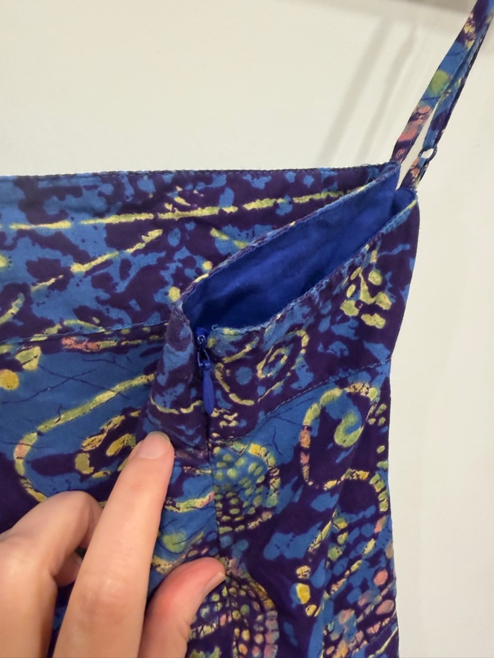 GAP, Retro, Blue Patterned Handkerchief Style Camisole - Picture 14 of 15